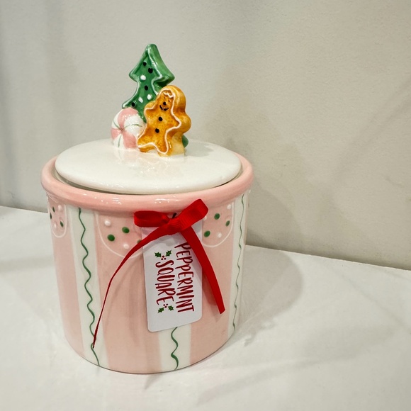 Peppermint Square Gingerbread Christmas Canister - Picture 2 of 5